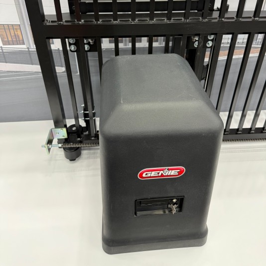 Genie Residential Slide Gate Opener - OPGRSL24V